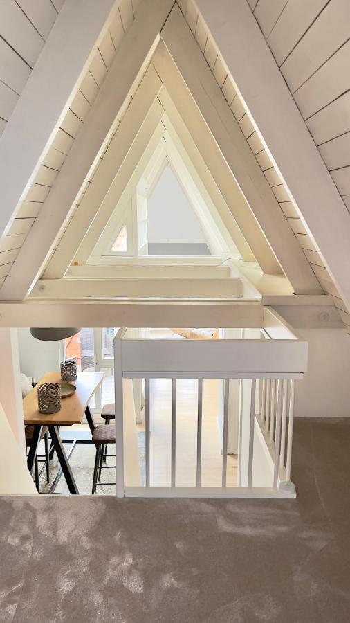 Gemuetliche Maisonettewohnung Mit Dachterrasse Am Schloss Oldenburg Exterior foto
