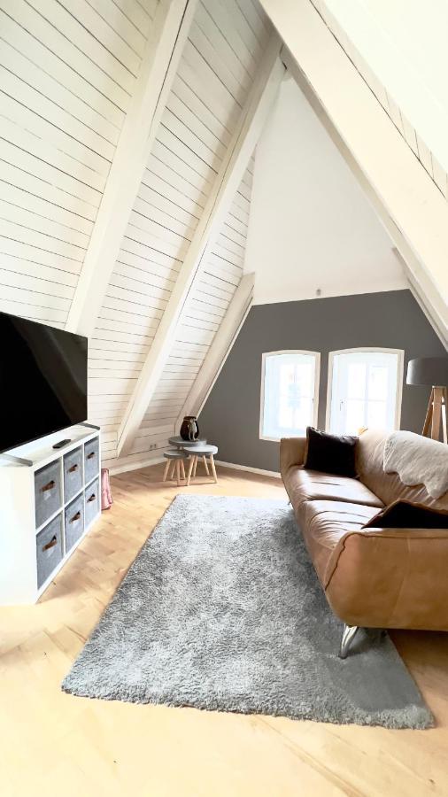 Gemuetliche Maisonettewohnung Mit Dachterrasse Am Schloss Oldenburg Exterior foto