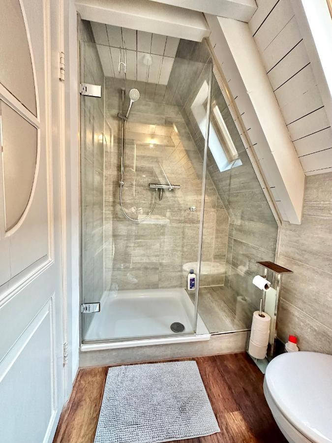 Gemuetliche Maisonettewohnung Mit Dachterrasse Am Schloss Oldenburg Exterior foto